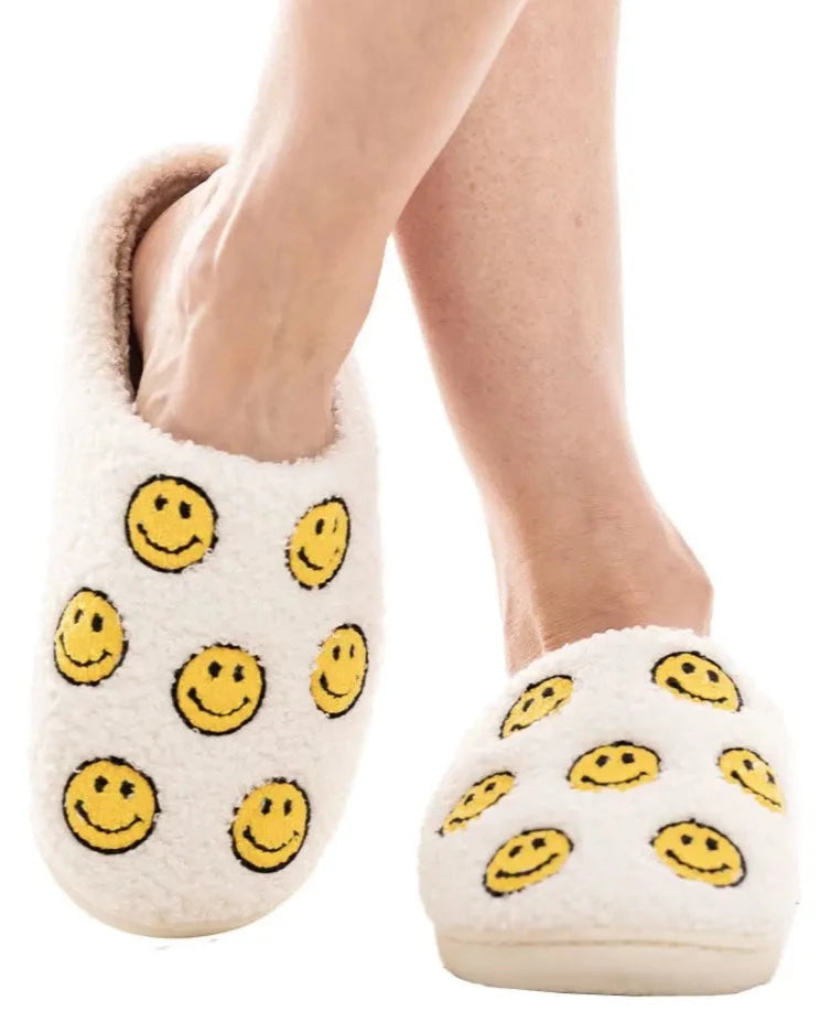 ALL OVER HAPPY FACE SLIPPERS