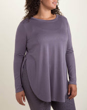 Load image into Gallery viewer, CURVY EMMA LONG SLEEVE TOP